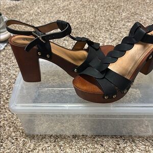 Black Leather Platform Sandals